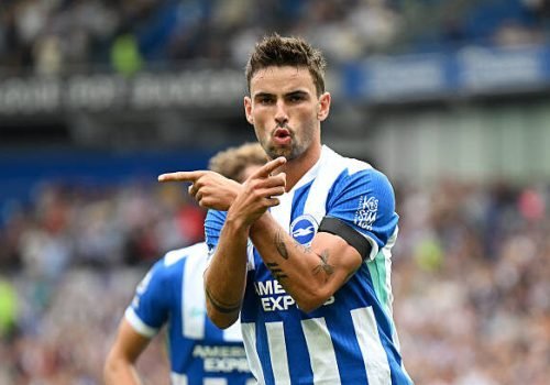 BRIGHTON, ENGLAND - AUGUST 16: Matt O'Riley of Brighton & Hove Albion celebrates scoring his team's first goal during the Premier League match between Brighton & Hove Albion and Fulham at Amex Stadium on August 16, 2025 in Brighton, England. (Photo by Mike Hewitt/Getty Images)